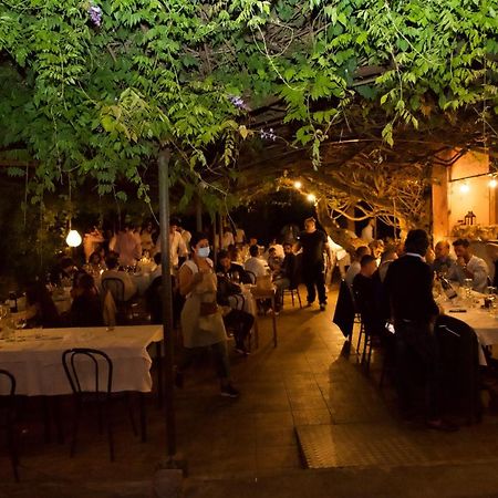 Amare Ristorante Locanda Chartreuse de Pavie Extérieur photo