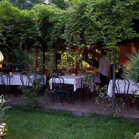 Amare Ristorante Locanda Chartreuse de Pavie Extérieur photo