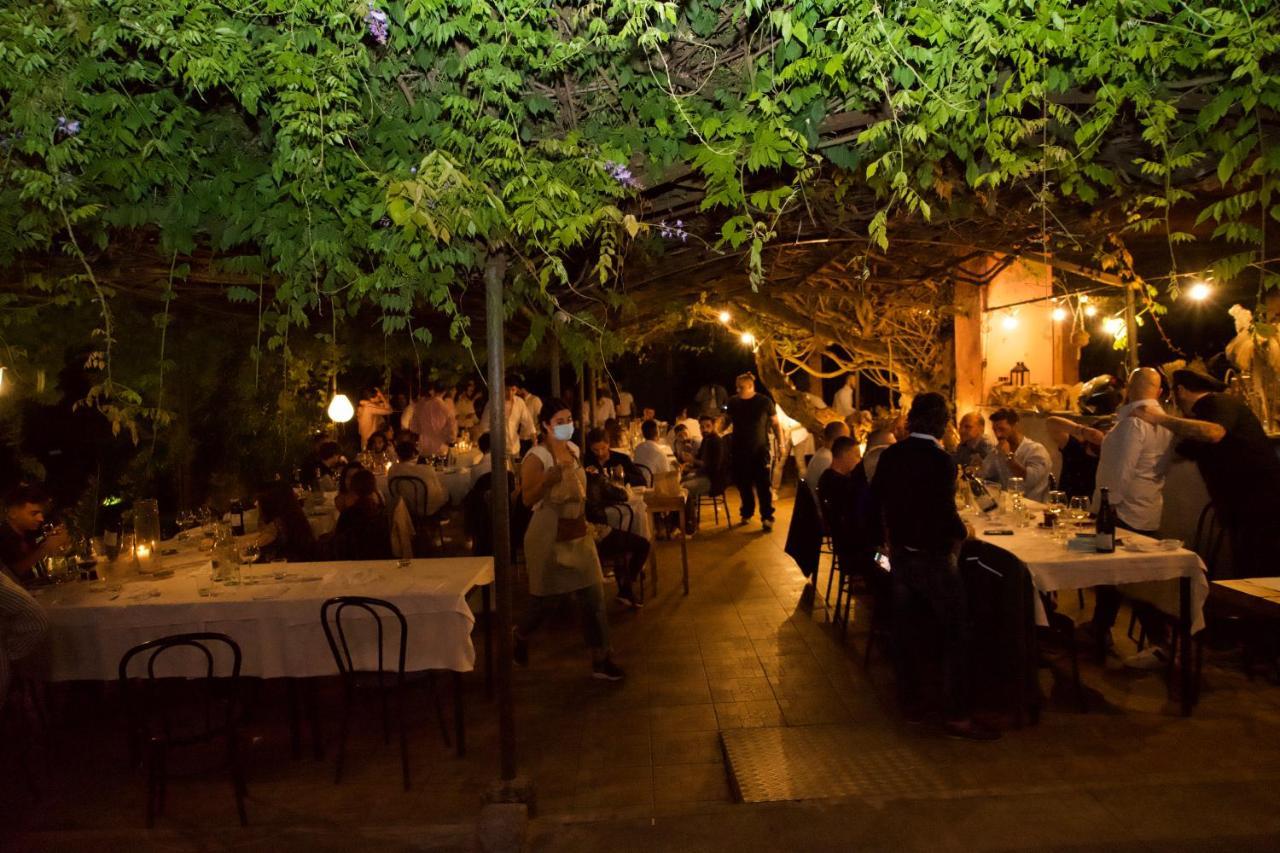 Amare Ristorante Locanda Chartreuse de Pavie Extérieur photo